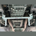 Barre anti-rapprochement avant en H à 4 points Ultra Racing AUDI A6 C6 (TYP 4F) 2.4 FSI 4WD 2004-2011