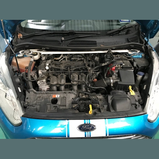 Barre anti-rapprochement Ultra Racing pour conduite à droite FORD FIESTA 6TH GEN (MK6) 1.6 2WD 2009-2017