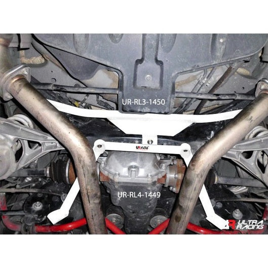Barre inférieure arrière Ultra Racing 3P INFINITI G37 4TH GEN (V36) 3.7 2WD COUPE 2009-2013