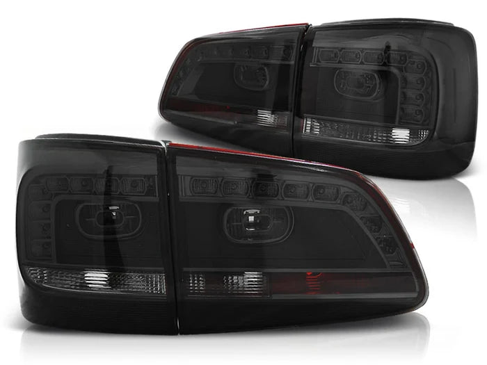 Feux arrière à LED fumés compatibles avec VW Touran 08.10-