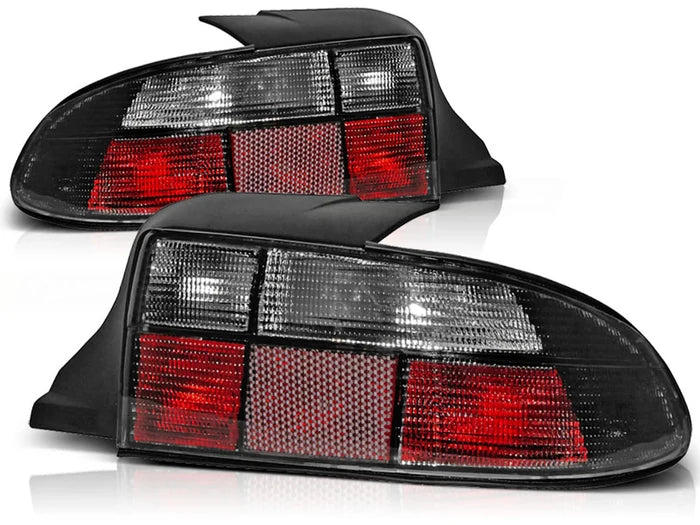 Feux arrière noirs compatibles avec BMW Z3 Roadster 01.96-99